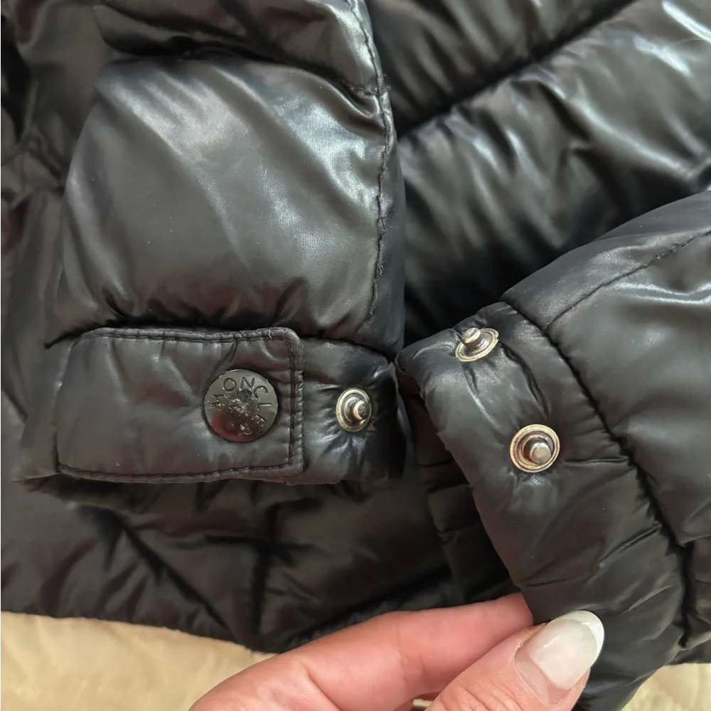 SALE‼️MONCLER Down Black Puffer Jacket with adjustable hood size 1 - Picture 15 of 16